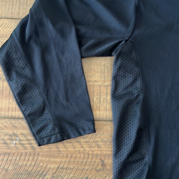 Team Canada Jersey - Youth XL - Picture 4 of 11